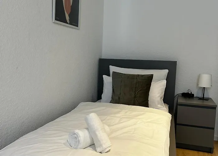 B2 Xxl 150m2 I Neu! I 8 P I Smart Tv I 50m Edeka *