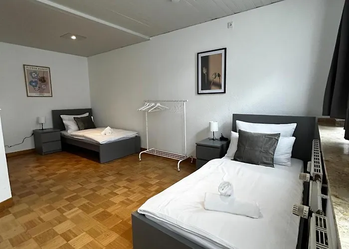 B2 Xxl 150m2 I Neu! I 8 P I Smart Tv I 50m Edeka